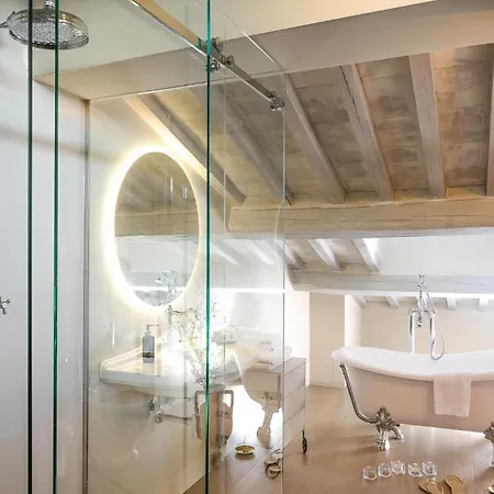 Casa de Férias Pet Friendly In Cortoreggio With Sauna