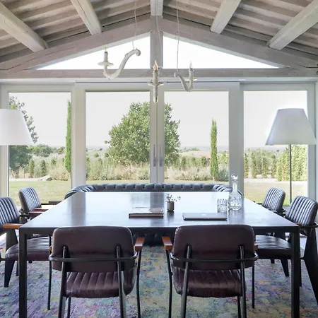Casa de Férias Pet Friendly In Cortoreggio With Sauna